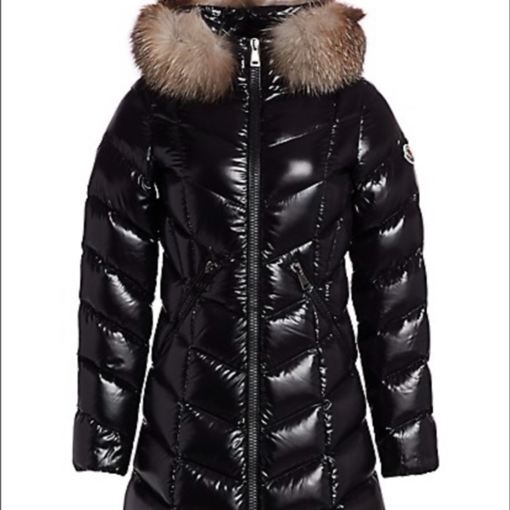 MONCLER
Fulmarus Fur-Trim Hood Chevron Puffer Coat